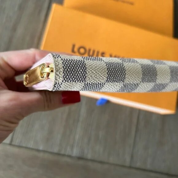Authentic Louis Vuitton Wallet - Picture 4 of 8